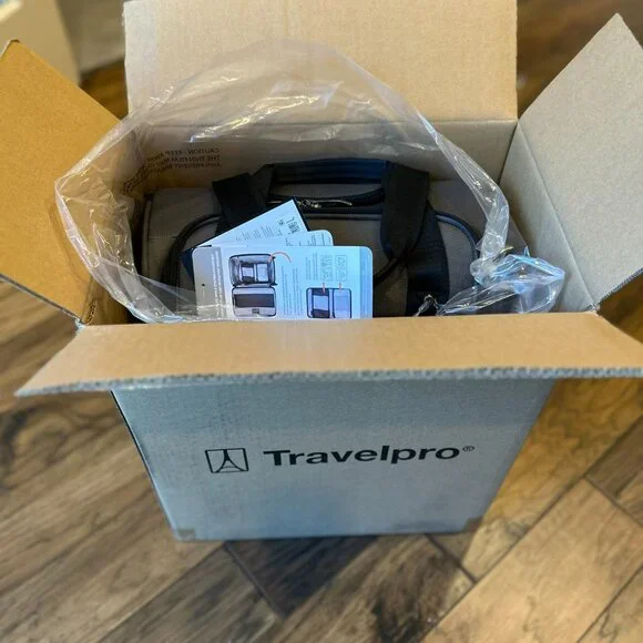 Travelpro Crew Classic Rolling UnderSeat Carry-On in Titanium Grey - Picture 5 of 8